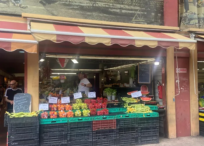 Διαμέρισμα Flower Market